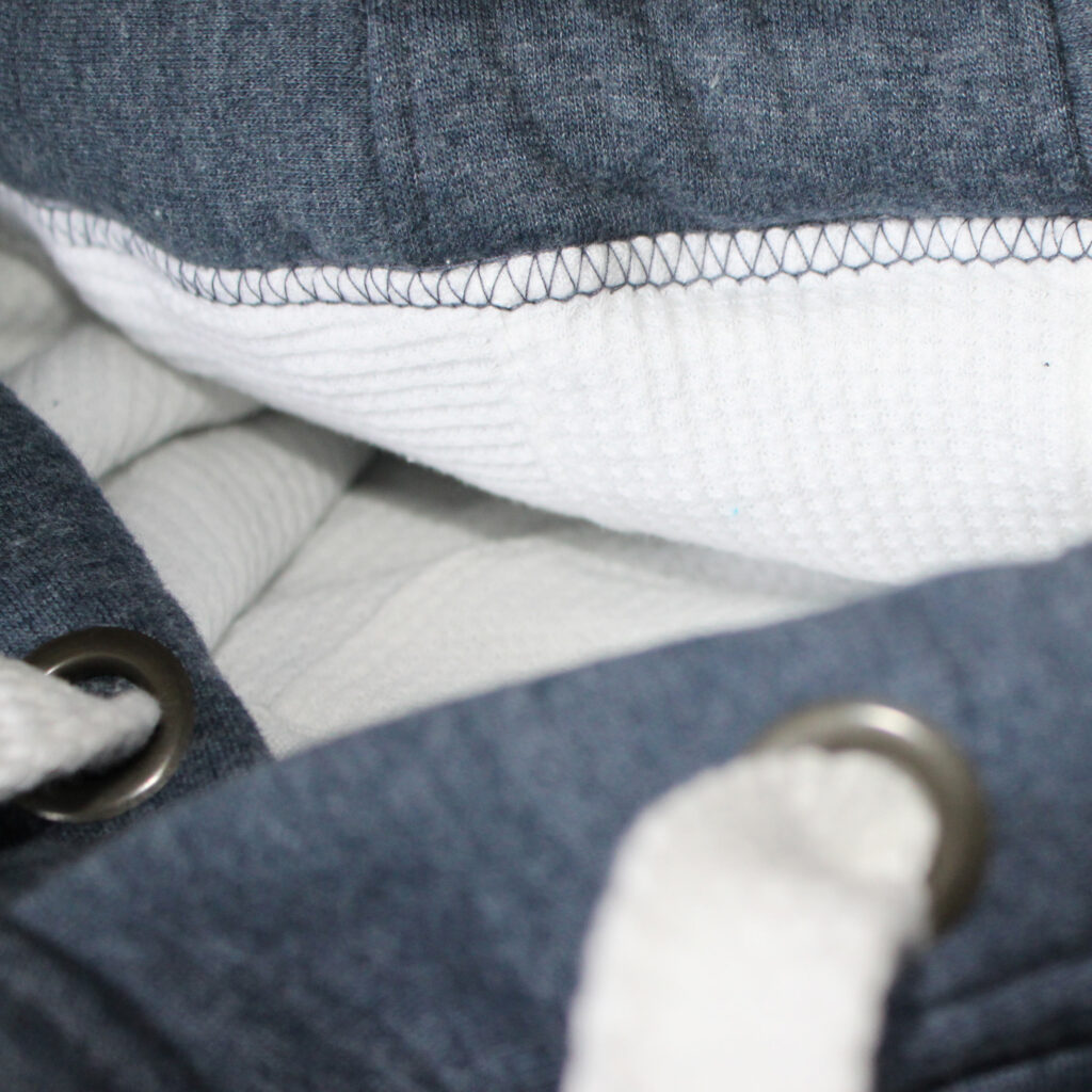 RetroClassic Full-Zip Hoodie – Heavyweight Comfort and Timeless Style - Wine Melange - Image 3