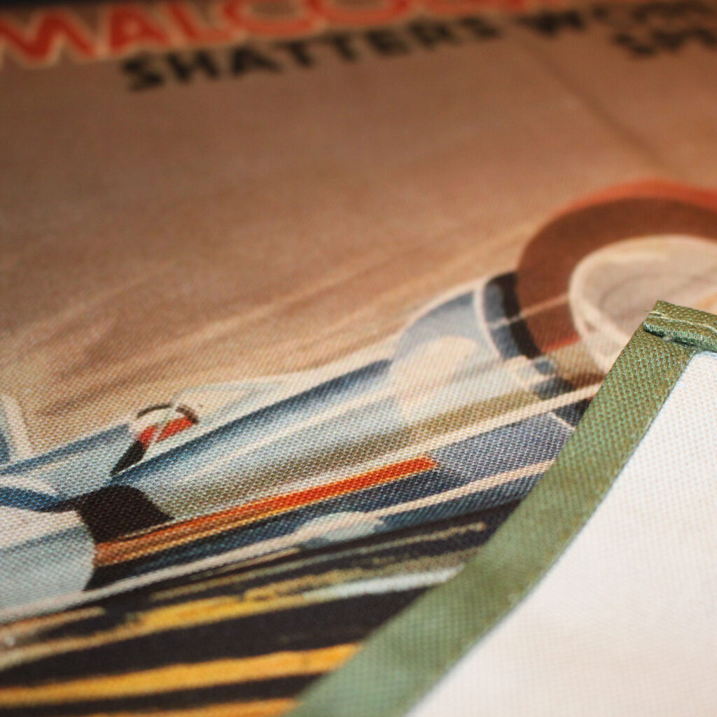 Wakefield Castrol Motor Oil Vintage Poster Tea Towel – ‘Bluebird, 245mph’ - Image 3